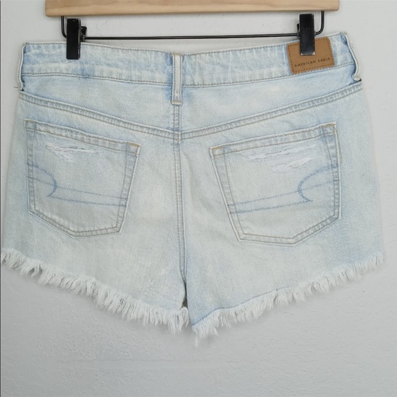 AEO distressed tomgirl shortie jean shorts - Picture 2 of 3